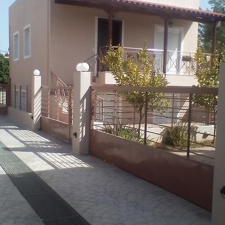 Artemissoula Villa Exterior photo